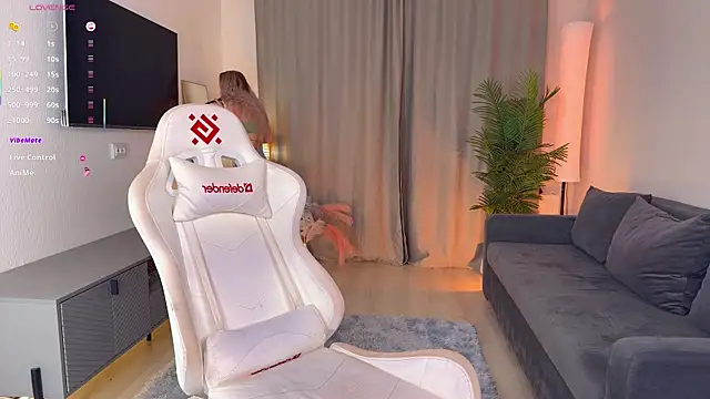 mikkixmeow online show from December 5, 2025, 12:03 pm