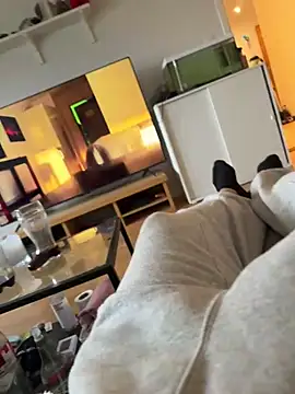 adam123456654321 online show from January 30, 2025, 9:04 am