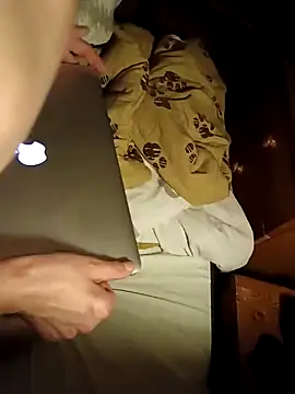 FireFox Feel online show from December 2, 2024, 9:06 pm