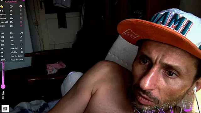 FireFox Feel online show from December 6, 2024, 1:44 pm