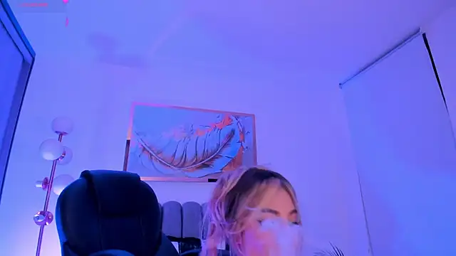 Snapshot of ZoePresleyX chatting on July 27, 2026, 11:56 pm ZoePresleyX online show from July 27, 2026, 11:56 pm