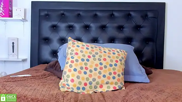 Alika Shanty online show from March 22, 2026, 2:04 am