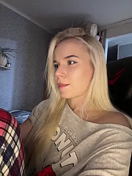 Snapshot of SIMBA_BOS chatting on December 15, 2025, 2:49 am SIMBA BOS online show from December 15, 2025, 2:49 am