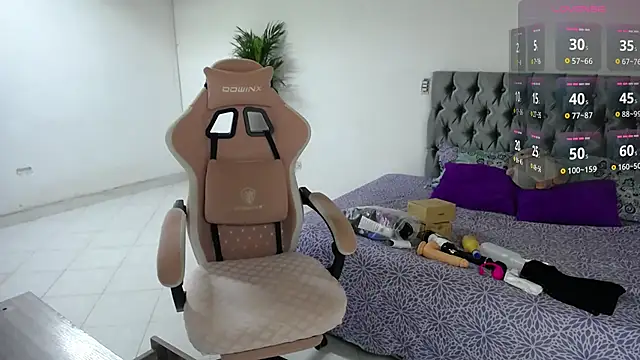 Snapshot of ashley_morgan_18 chatting on January 15, 2025, 3:00 am ashley morgan 18 online show from January 15, 2025, 3:00 am