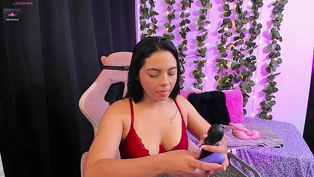 Snapshot of ashley_morgan_18 chatting on September 25, 2025, 2:26 am ashley morgan 18 online show from September 25, 2025, 2:26 am