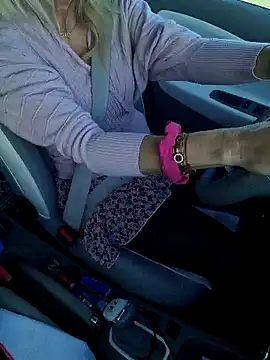 Nathotsexy1 online show from December 12, 2024, 8:47 am