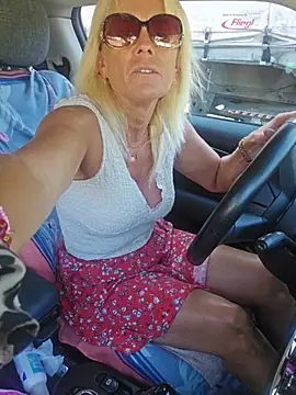 Nathotsexy1 online show from July 28, 2026, 7:48 am