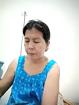 TropicalFlower online show from March 10, 2025, 11:21 am