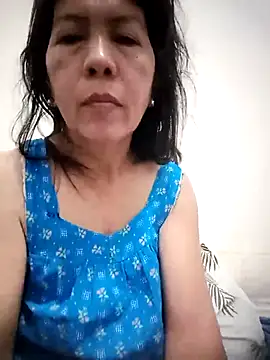 TropicalFlower online show from March 18, 2025, 9:10 pm