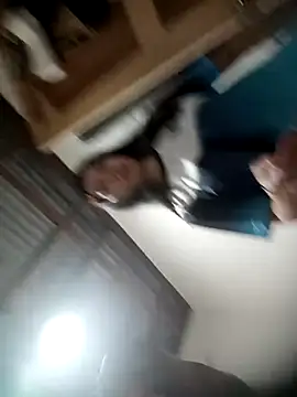 TropicalFlower online show from September 28, 2025, 12:54 pm