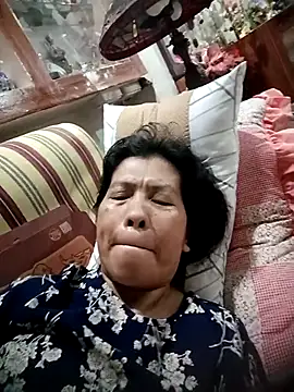 TropicalFlower online show from October 11, 2025, 10:25 am