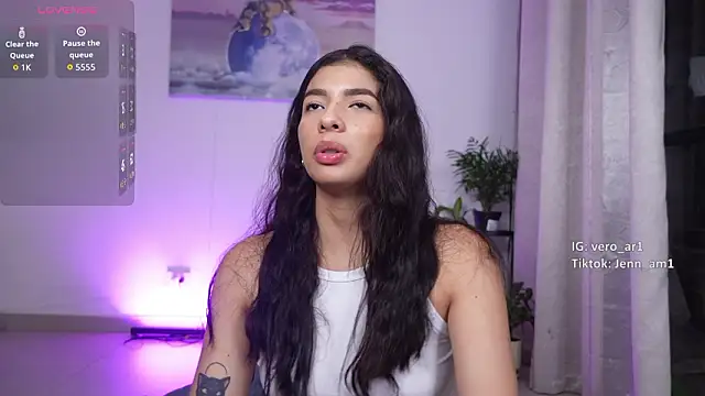 Veronica ar online show from March 1, 2026, 4:03 am