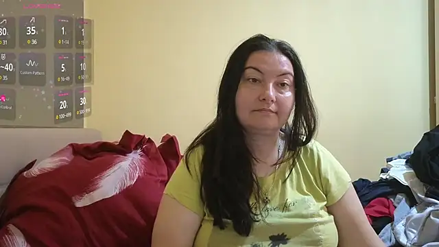 BBW MILF 4U online show from March 17, 2025, 9:44 am