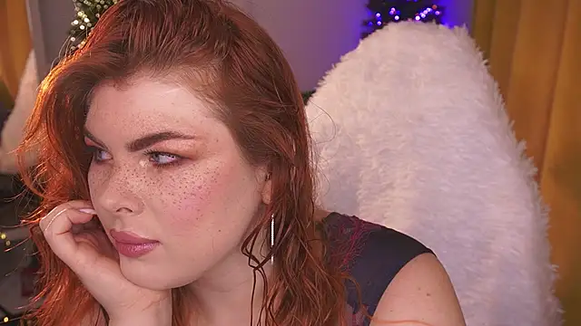 Ffoxyflame online show from December 9, 2024, 2:45 am