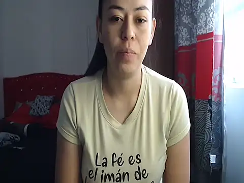 mayhott2 online show from February 18, 2025, 4:48 pm