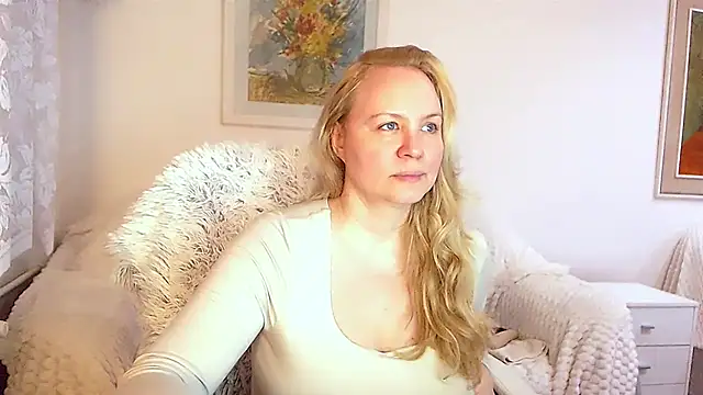 Sarah4you online show from December 20, 2024, 5:18 pm