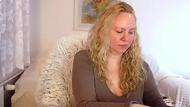 Sarah4you online show from December 31, 2024, 12:43 am