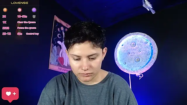 girl intense444 online show from December 1, 2025, 7:19 pm