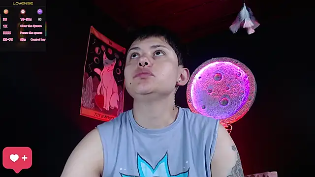 girl intense444 online show from April 5, 2026, 1:08 pm