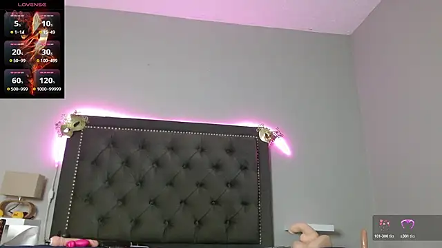 Snapshot of CharlotteLemke chatting on May 4, 2026, 12:34 pm CharlotteLemke online show from May 4, 2026, 12:34 pm