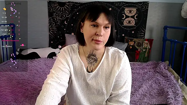 ivamayy online show from March 10, 2026, 8:08 am