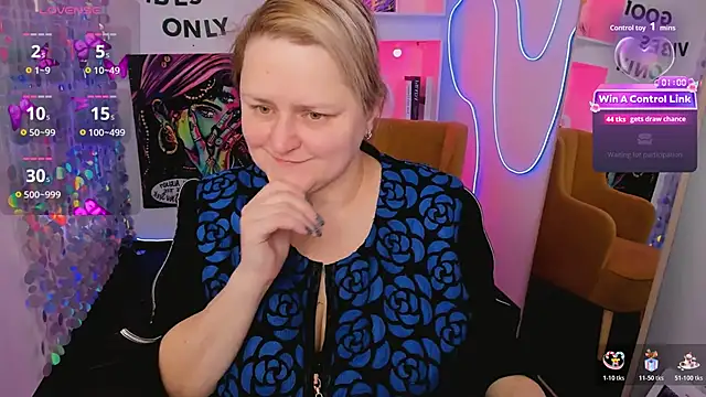 ScarlettSoft online show from February 24, 2026, 5:27 am