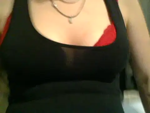 Snapshot of geilmeisje98 chatting on February 18, 2025, 6:47 pm geilmeisje98 online show from February 18, 2025, 6:47 pm