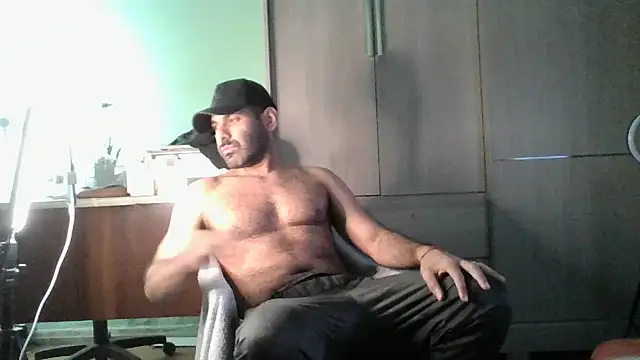 Snapshot of MILITARS chatting on July 17, 2026, 4:30 am MILITARS online show from July 17, 2026, 4:30 am
