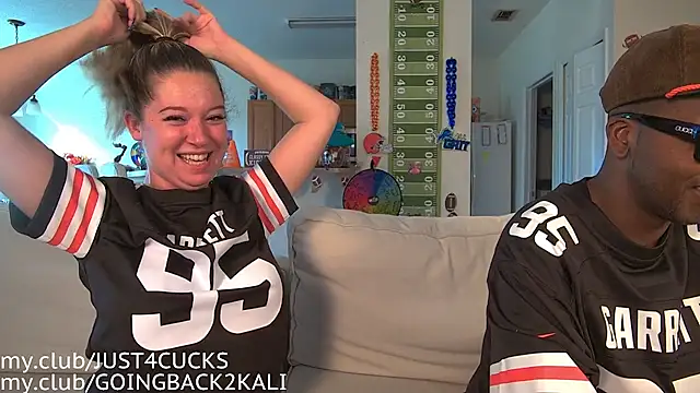 boomboomr00m online show from October 5, 2025, 1:31 pm