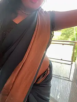 Dhiyapink online show from March 10, 2025, 10:04 am