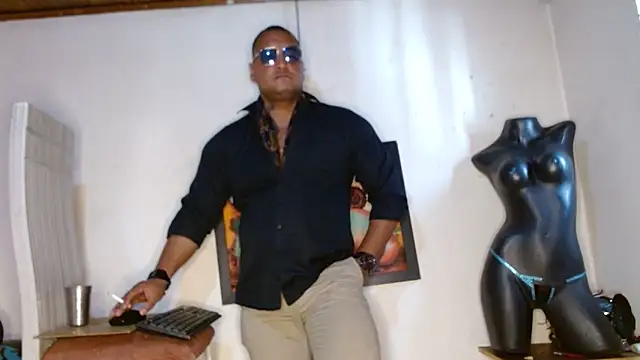 Snapshot of hardrock982 chatting on January 4, 2025, 2:46 pm hardrock982 online show from January 4, 2025, 2:46 pm