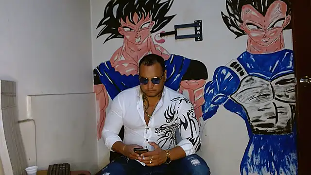 Snapshot of hardrock982 chatting on January 23, 2025, 1:35 pm hardrock982 online show from January 23, 2025, 1:35 pm