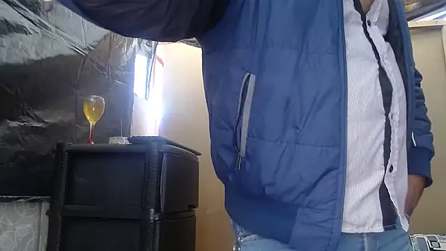 Snapshot of hardrock982 chatting on February 3, 2025, 1:30 pm hardrock982 online show from February 3, 2025, 1:30 pm