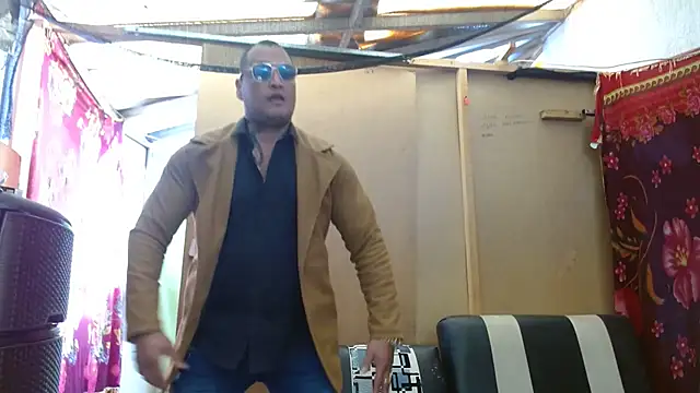 Snapshot of hardrock982 chatting on February 20, 2025, 1:40 pm hardrock982 online show from February 20, 2025, 1:40 pm