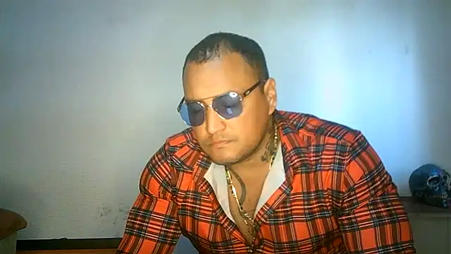 Snapshot of hardrock982 chatting on March 22, 2025, 2:03 pm hardrock982 online show from March 22, 2025, 2:03 pm