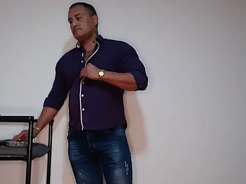 Snapshot of hardrock982 chatting on September 17, 2025, 2:08 pm hardrock982 online show from September 17, 2025, 2:08 pm