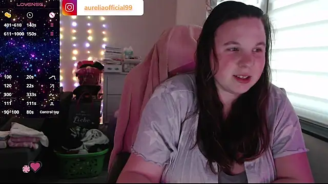 AureliaWinter online show from May 17, 2026, 6:37 pm