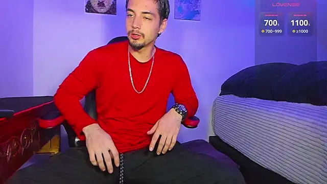 Alex smith00 online show from January 26, 2025, 9:18 pm