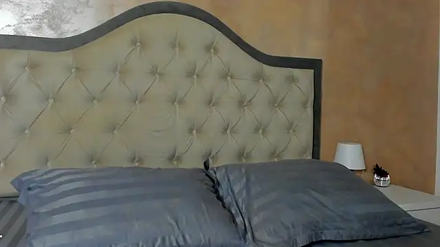 JennaMyers online show from February 26, 2026, 8:19 pm