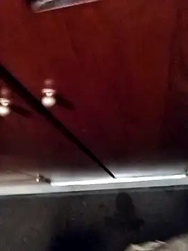 Snapshot of kostas19cm chatting on October 31, 2025, 11:22 am kostas19cm online show from October 31, 2025, 11:22 am