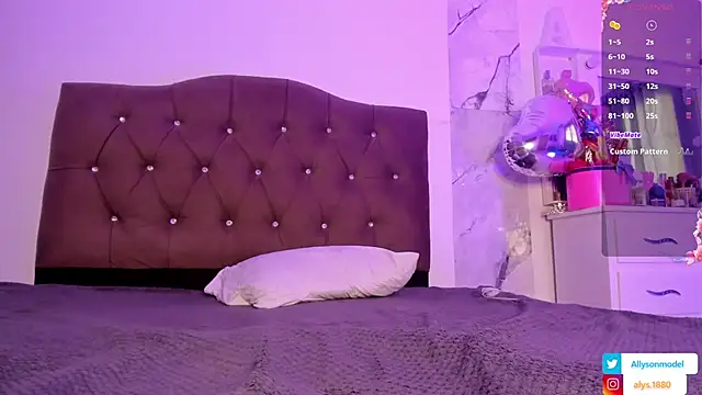 alysson 18 online show from February 10, 2026, 1:04 pm