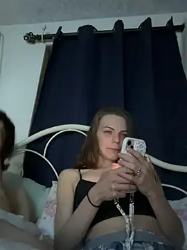 Snapshot of xopinkjuicyrose chatting on November 9, 2025, 9:40 am xopinkjuicyrose online show from November 9, 2025, 9:40 am