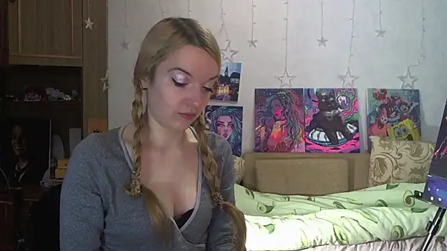 SecretSophia online show from December 10, 2024, 2:28 pm