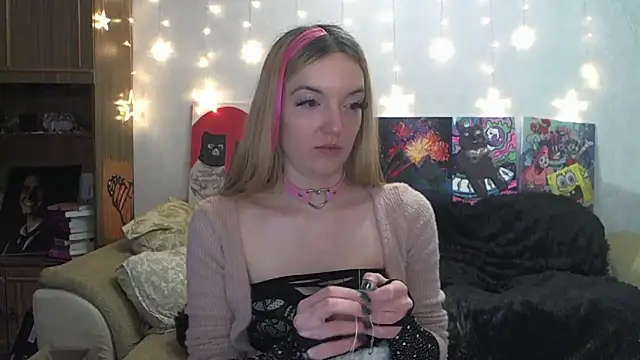 SecretSophia online show from February 18, 2025, 7:19 pm