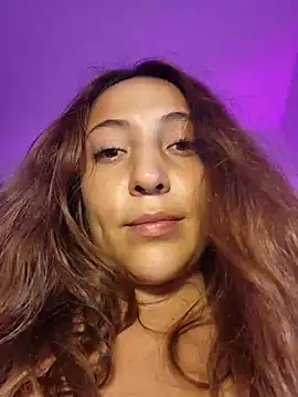 VickyHoult online show from March 8, 2025, 12:00 am