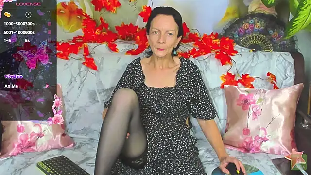 SelinaMoore online show from September 19, 2025, 4:40 pm