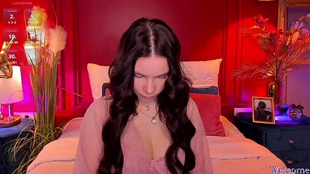 MiaMuse online show from February 10, 2025, 8:21 pm