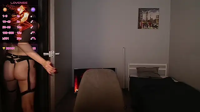 Snapshot of AliceTurnOn chatting on February 15, 2026, 10:50 pm AliceTurnOn online show from February 15, 2026, 10:50 pm