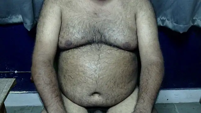 Snapshot of hairysubcub_70 chatting on June 25, 2026, 5:17 pm hairysubcub 70 online show from June 25, 2026, 5:17 pm