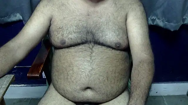 Snapshot of hairysubcub_70 chatting on June 29, 2026, 6:41 am hairysubcub 70 online show from June 29, 2026, 6:41 am
